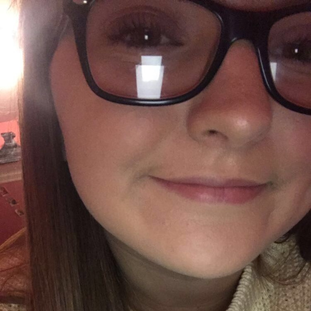 Meet your Posher, Amelia